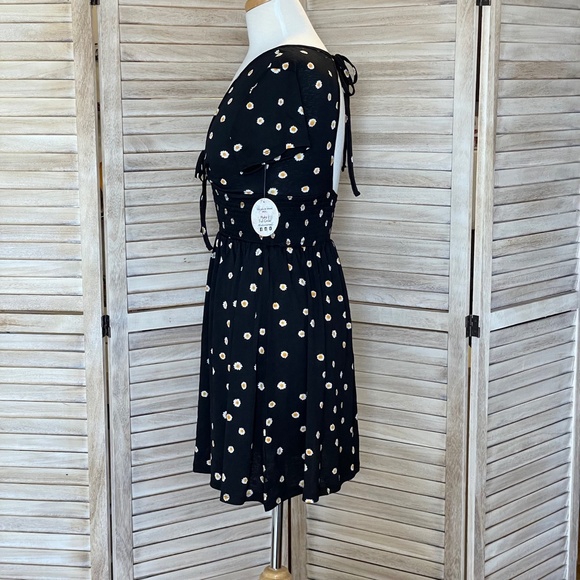 Summer Spring Mini Dress Black with Daisy Print Open Back Ties at neck Stretch - Picture 8 of 12